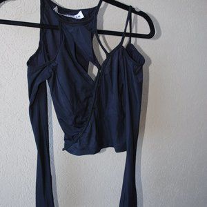 Ottolinger UNIQUE and gorgeous cut top